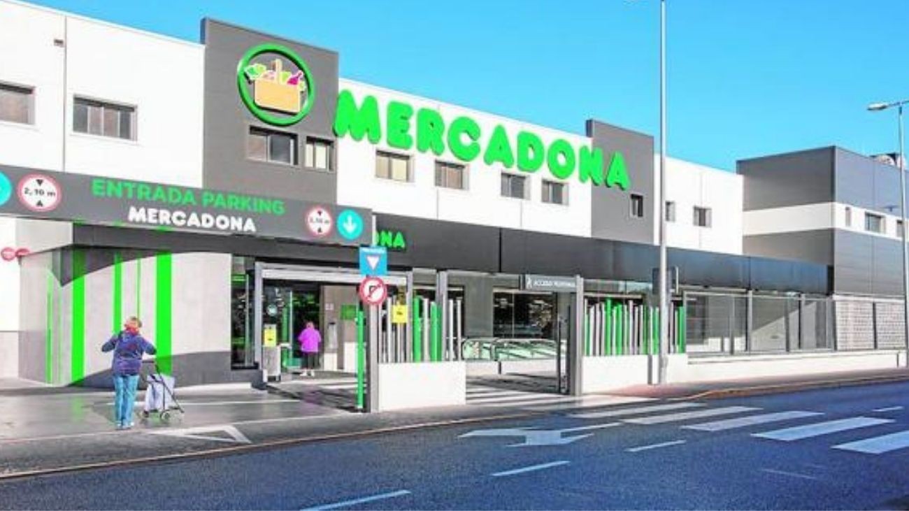 Uno de los supermercados de Mercadona Supermercado Mercadona en Navidad