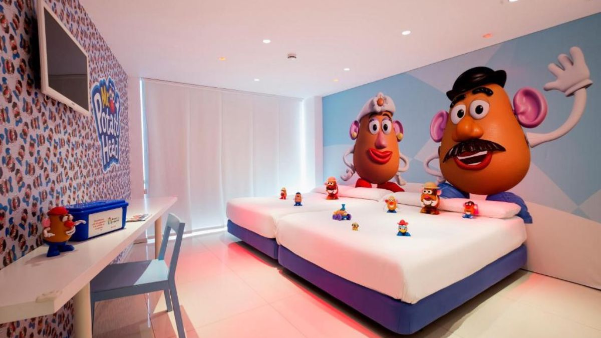 hotel del juguete en Alicante