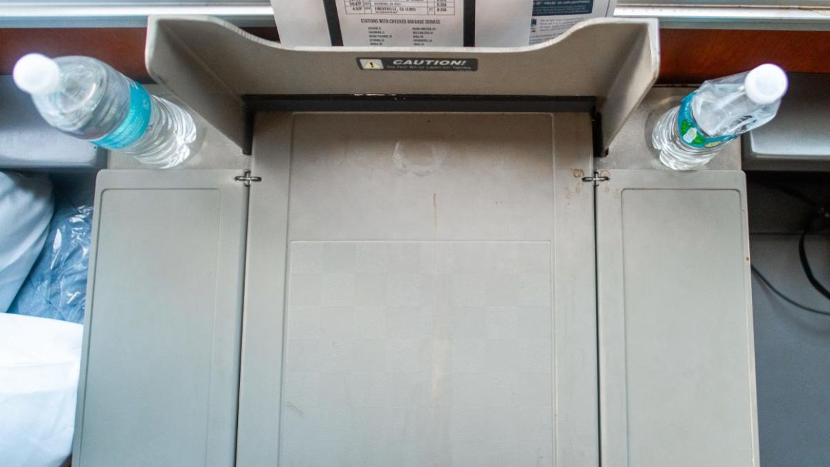 Posavasos en el interior del tren