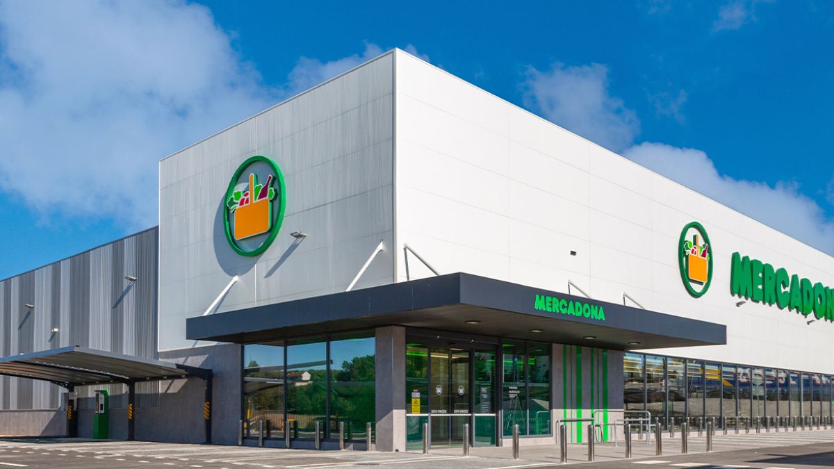 Fachada supermercado Mercadona 