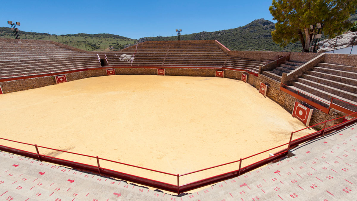 Plaza de toros de Villaluenga del Rosario