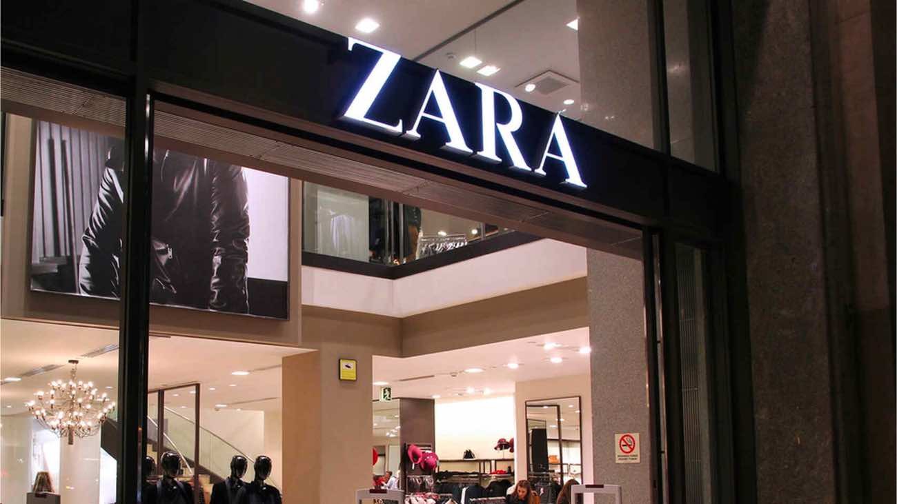 La multinacional Inditex lanza cientos de ofertas de empleo de cara al Black Friday 2021 Zara abre su bolsa de empleo para el Black Friday: sueldos a partir de los 1.200 euros