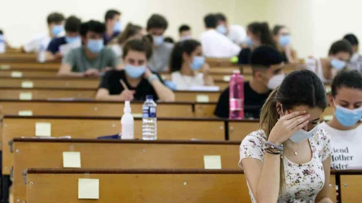 clase universidad covid-19